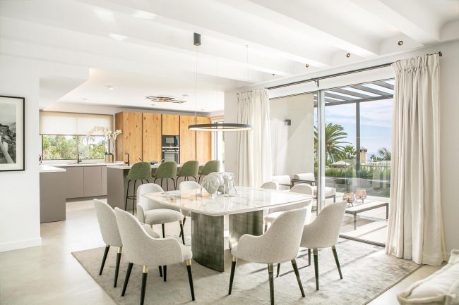 Exquisite Five-Bedroom Villa in Rocio de Nagüeles, Marbella Golden Mile