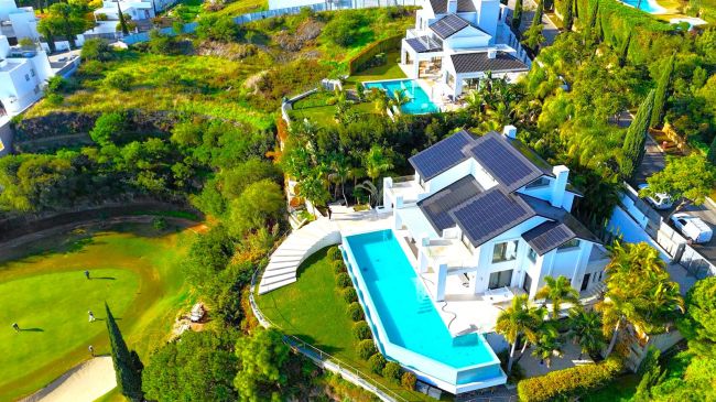 Exclusive Luxury Villa Project on the Frontline Golf in Los Flamingos, Benahavís