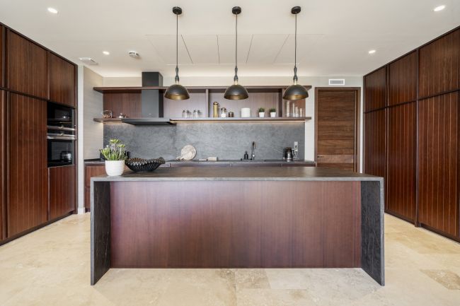 Albercas 5 - Frontline golf apartment with panoramic sea views offers a Five-star resort lifestyle in Casares.