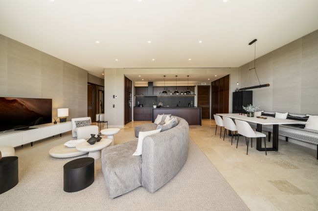 Albercas 5 - Frontline golf apartment with panoramic sea views offers a Five-star resort lifestyle in Casares.