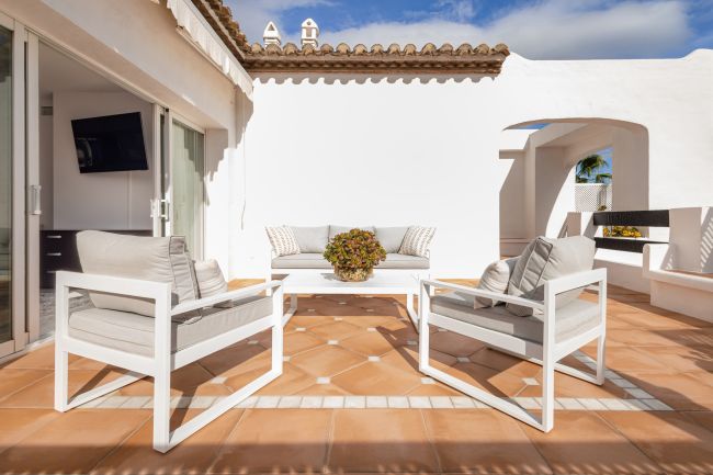 Dupleks toppleilighet til salgs i Marina Puente Romano, Marbella Golden Mile