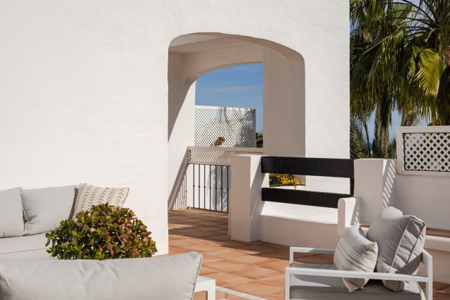 Dupleks toppleilighet til salgs i Marina Puente Romano, Marbella Golden Mile