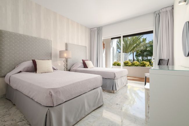 Dupleks toppleilighet til salgs i Marina Puente Romano, Marbella Golden Mile