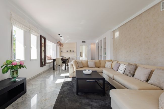 Dupleks toppleilighet til salgs i Marina Puente Romano, Marbella Golden Mile