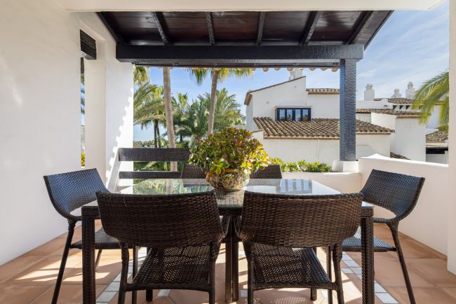 Dupleks toppleilighet til salgs i Marina Puente Romano, Marbella Golden Mile