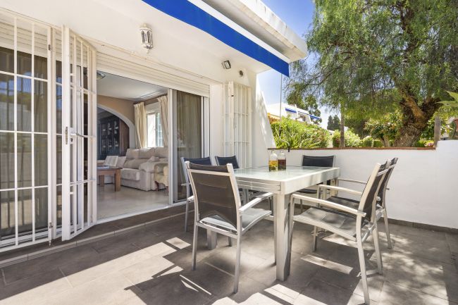 Rymlig 3 sovrum lägenhet - Nueva Andalucía, bara några steg från Puerto Banus