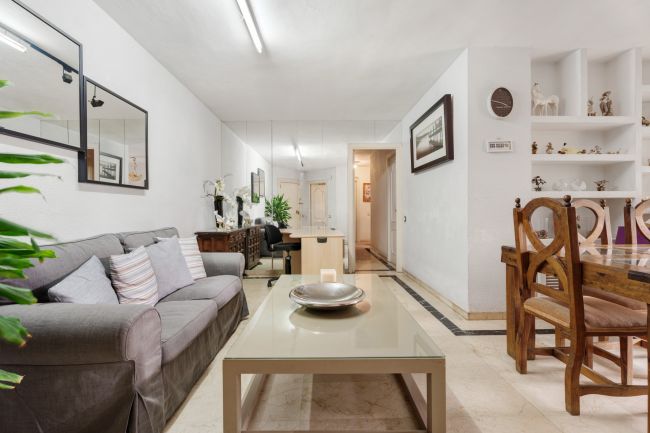 Spacious Four-Bedroom Flat to reform in Prime Marbella Location