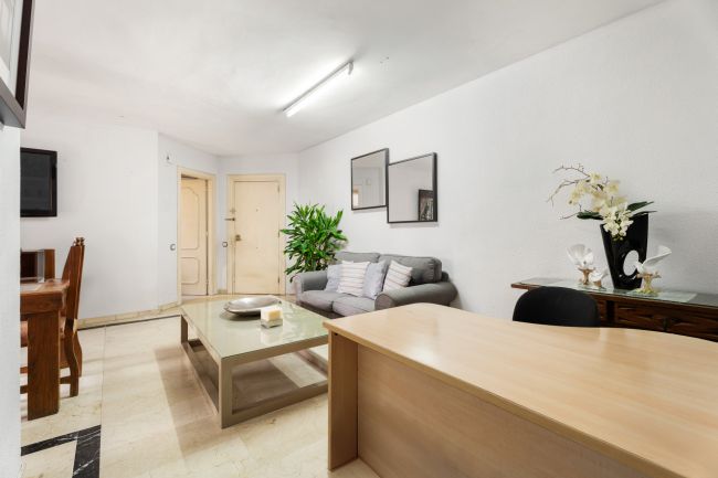 Spacious Four-Bedroom Flat to reform in Prime Marbella Location
