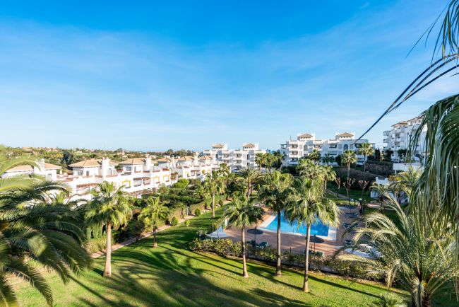 Bright 2 sovrum lägenhet med privat terrass i Selwo