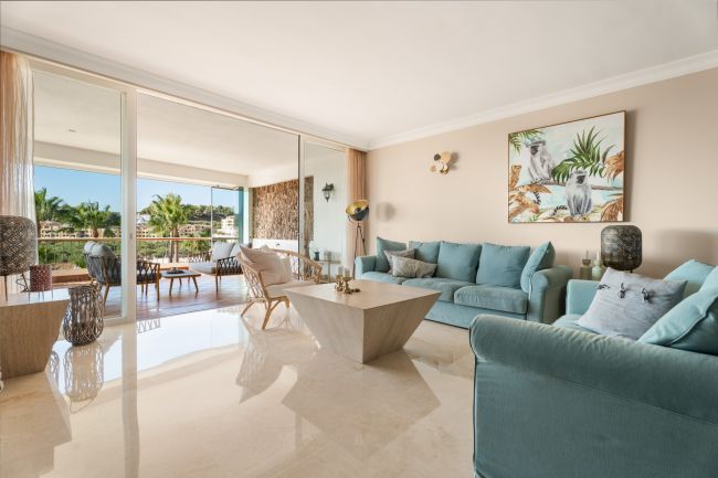 Bright and Spacious 3 Bed Corner Apartment with Stunning Views, Private Terrace and Premium Facilities