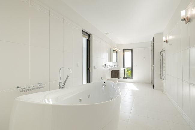 Villa til salgs i Los Flamingos, Benahavis