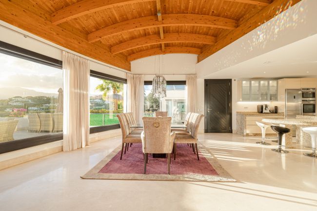 Villa til salgs i Los Flamingos, Benahavis