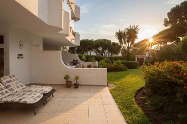 Dreaming of life by the Mediterranean?