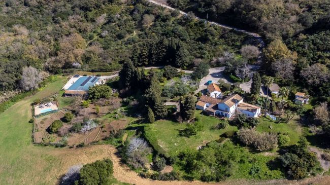 FINCA - VILLA - HOTEL - I CASARES - COSTA DEL SOL