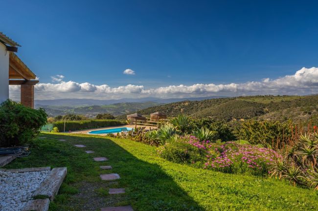 FINCA - VILLA - HOTEL - I CASARES - COSTA DEL SOL