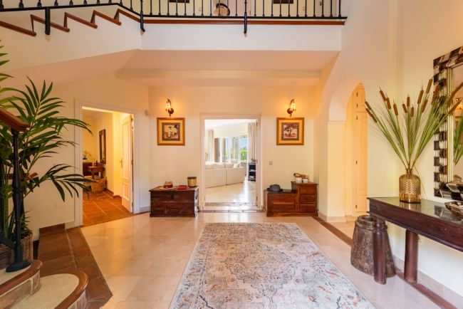 Unik strandvilla i La Perla de la Bahía, Casares