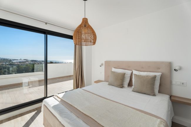 Spacious New Build 4-Bedroom Apartment with Panoramic Views – Navigolf Suites, La Cala de Mijas