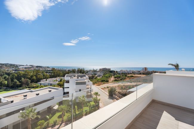 Spacious New Build 4-Bedroom Apartment with Panoramic Views – Navigolf Suites, La Cala de Mijas