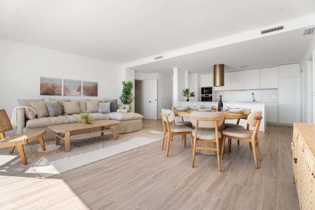 Spacious New Build 4-Bedroom Apartment with Panoramic Views – Navigolf Suites, La Cala de Mijas