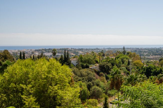 Eksklusiv 3-roms leilighet med panoramautsikt og stor privat garasje