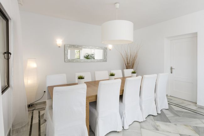 Villa – Chalet in Nueva Andalucía, Costa del Sol