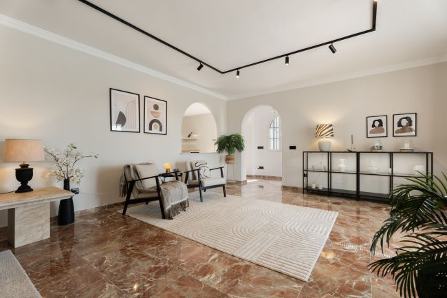 Welcome to a Refined Retreat in La Sierrezuela