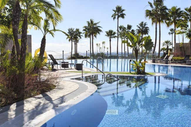 Leilighet med 2 soverom i Exclusive Beachfront Urbanization – Mar Azul, New Golden Mile, Estepona