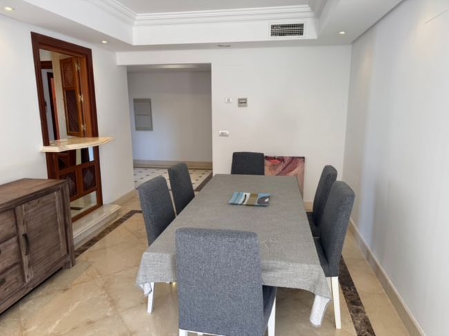 Leilighet med 2 soverom i Exclusive Beachfront Urbanization – Mar Azul, New Golden Mile, Estepona