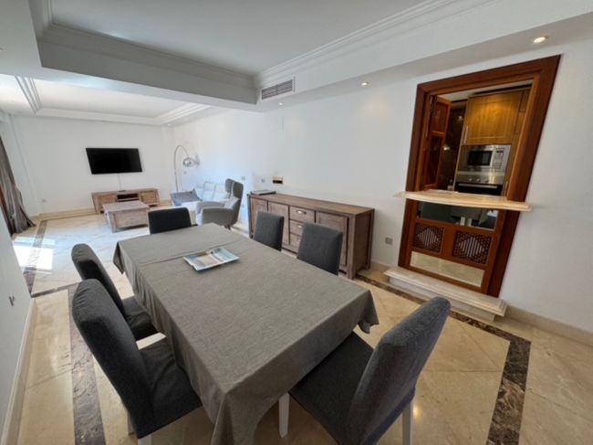 Leilighet med 2 soverom i Exclusive Beachfront Urbanization – Mar Azul, New Golden Mile, Estepona