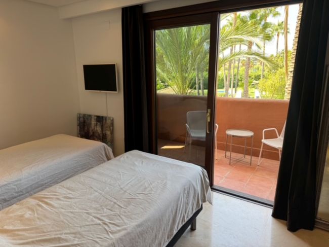 Leilighet med 2 soverom i Exclusive Beachfront Urbanization – Mar Azul, New Golden Mile, Estepona