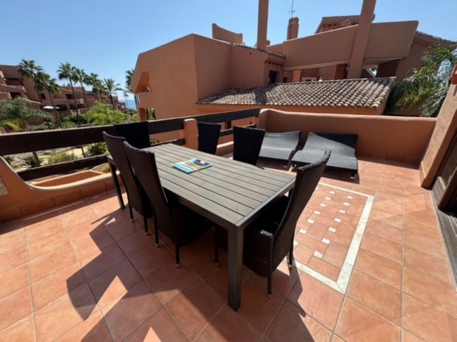 Leilighet med 2 soverom i Exclusive Beachfront Urbanization – Mar Azul, New Golden Mile, Estepona