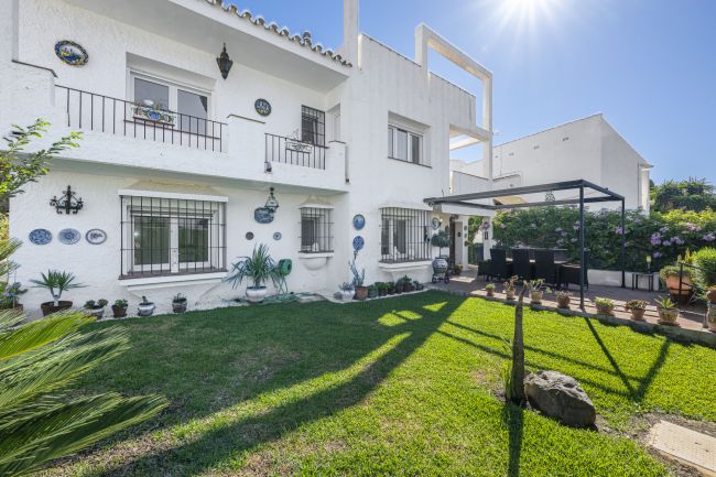 Charming Detached House in La Duquesa (Manilva)