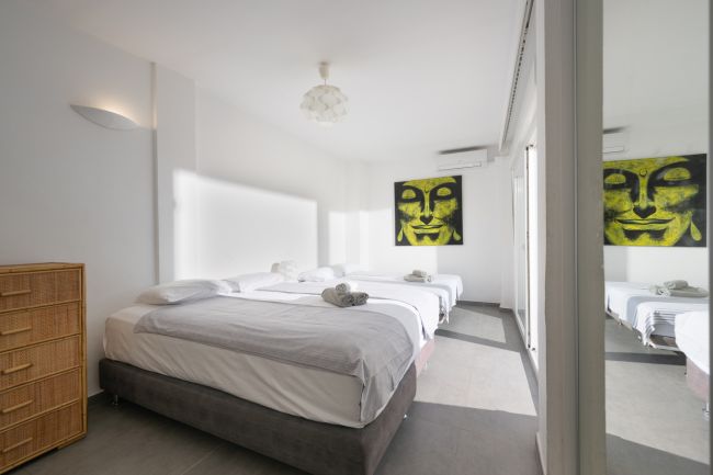 Stor rekkehusbolig med 4 soverom i Calahonda med panoramautsikt og privat basseng