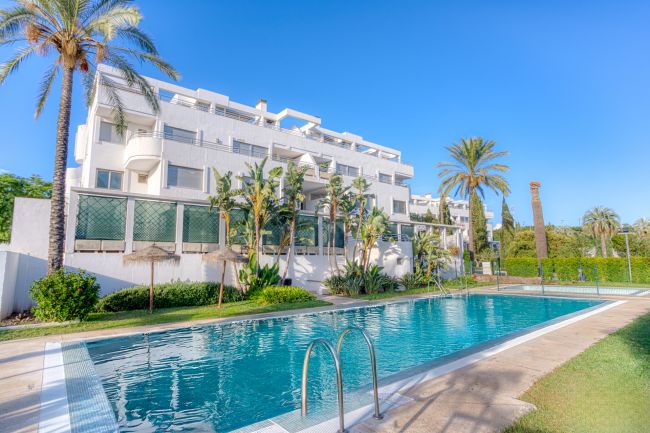 Fantastisk öst-vänd duplex takvåning med solarium och fantastisk utsikt över solnedgången i La Cala Golf Resort, Mijas Costa
