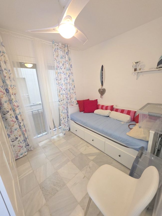 Leilighet til salgs i Sabinillas, Manilva