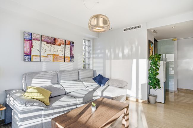 Vakker vest-vendt duplex penthouse med solarium og panoramautsikt i La Cala Golf Resort, Mijas Costa