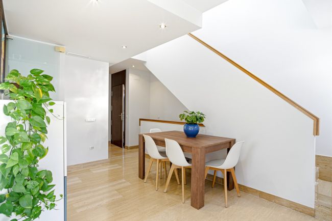 Vakker vest-vendt duplex penthouse med solarium og panoramautsikt i La Cala Golf Resort, Mijas Costa