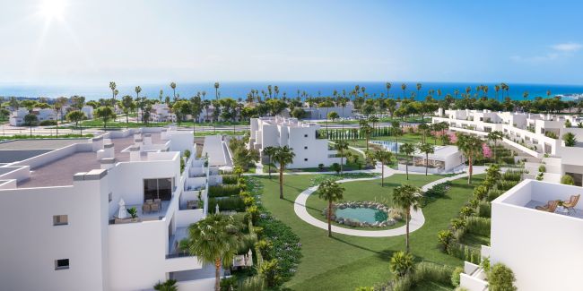 Snygg, sydväst inför två sovrum lägenhet ligger i den eftertraktade gated community Acqua Gardens på New Golden Mile, Estepona