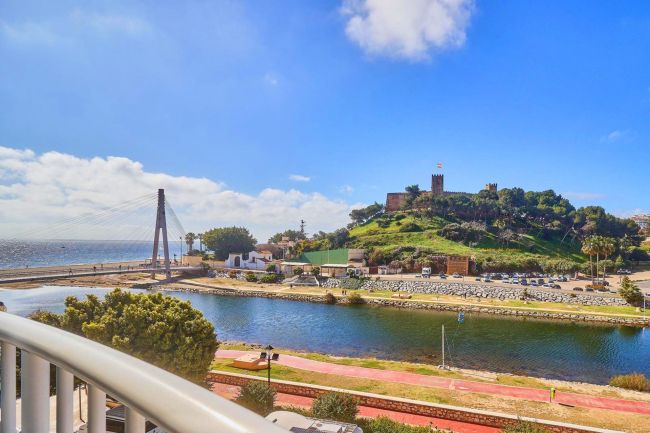 Lägenhet till salu i Fuengirola Puerto