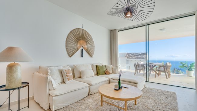 Benalmadena - Stupa Hills - Modern apartment with open sea views and spacious terrace