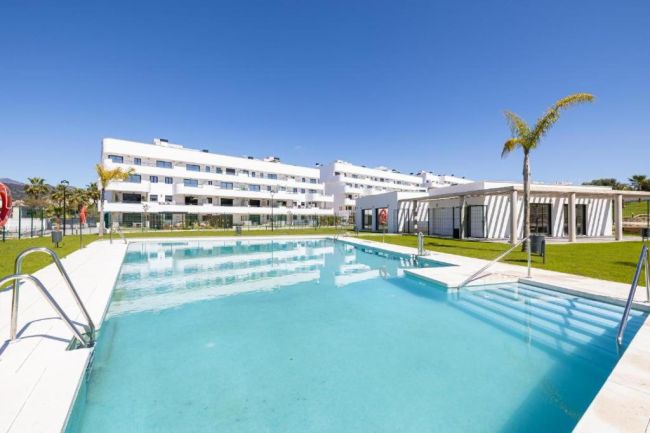 Ground Floor Apartment for sale in Estepona East, Estepona