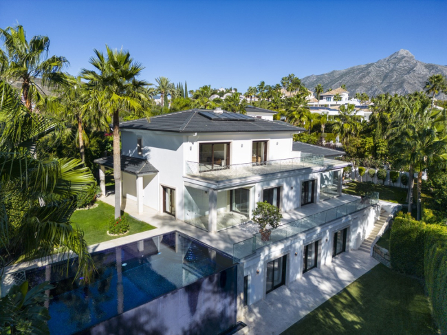 Villa Maria - Los Naranjos, Nueva Andalucia