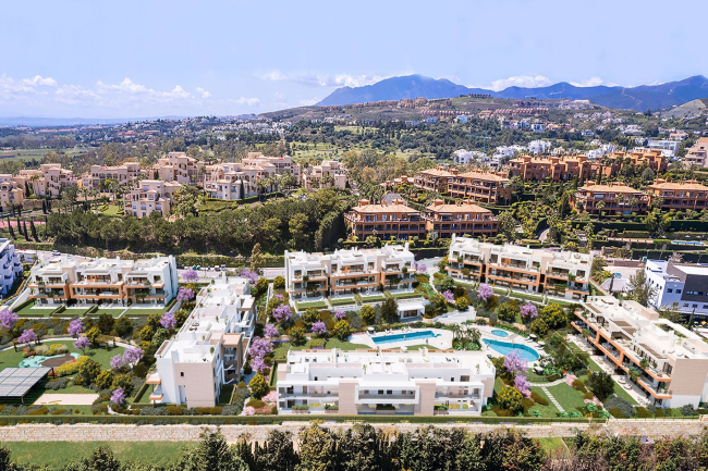 New project in a privileged location right next to Marbella - Last Units - Completion this Summer