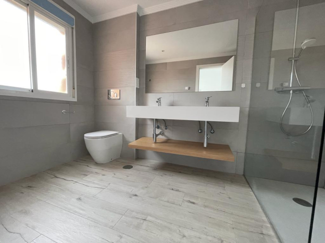 Town House for sale in Paraíso Bellevue, Benahavis