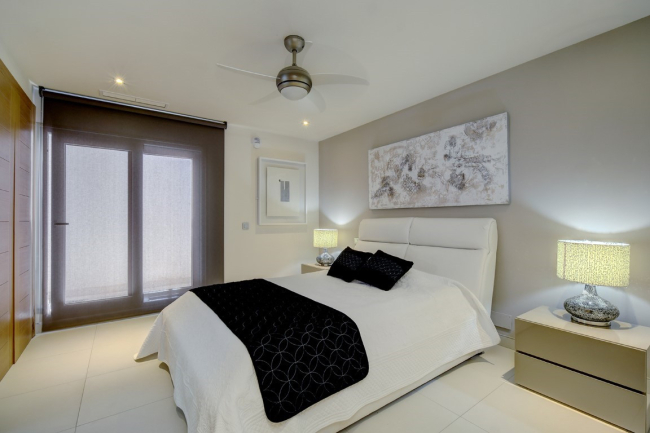 Stunning five-bedroom villa in the exclusive Golf Valley of Nueva Andalucia, Marbella