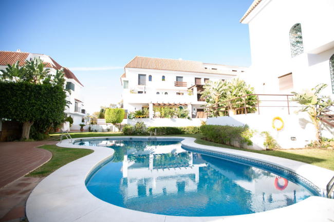 Spectacular 3-bedroom duplex penthouse in Coto Real, Lomas de Marbella Club