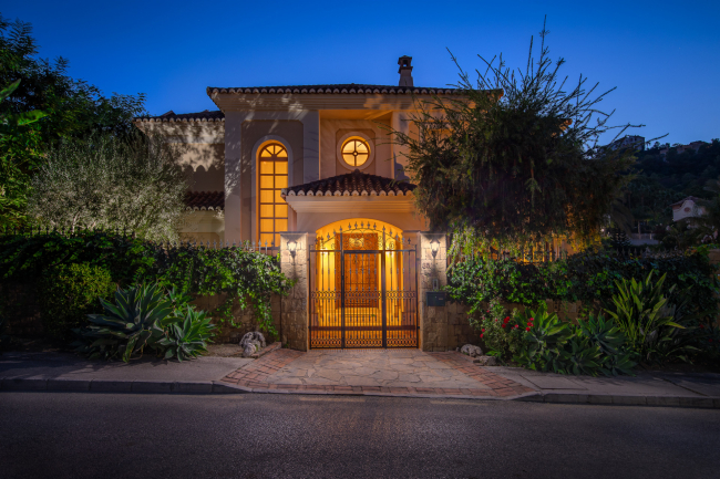 Villa till salu i Los Arqueros, Benahavis