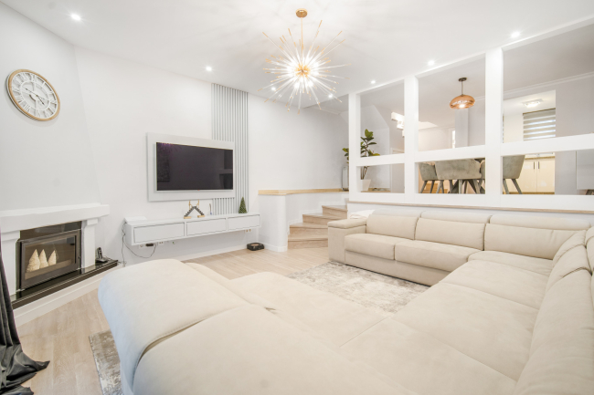 Impeccably reformed two bedroom townhouse located in a residential area of El Paraiso, Estepona