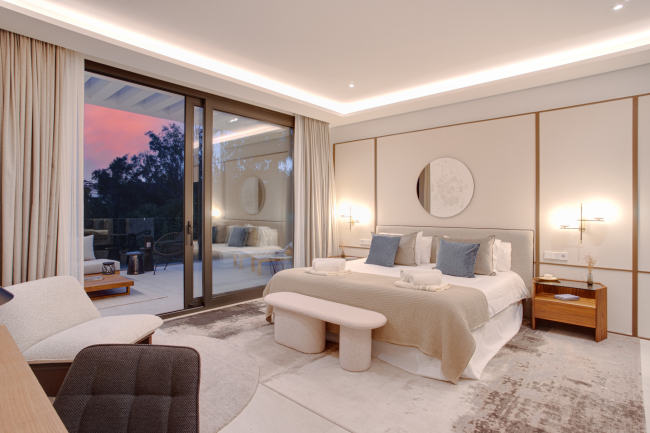 Stunning Contemporary Villa in Lomas del Marques – Marbella's Golden Mile