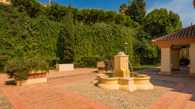Sea View Apartment, Cumbres del Rodeo, Nueva Andalucía